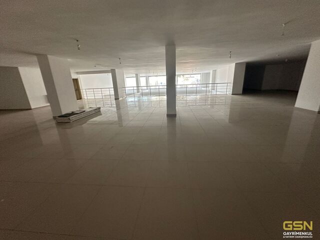 21-GSN GAYRİMENKUL'DEN KİRALIK 4550 m2 İSKANLI PRESTİJLİ PLAZA